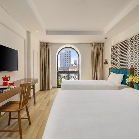 Brilliant Majestic Hotel Da Nang Bagian luar foto