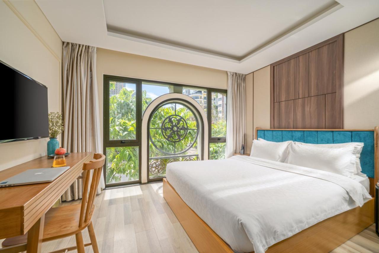 Brilliant Majestic Hotel Da Nang Bagian luar foto