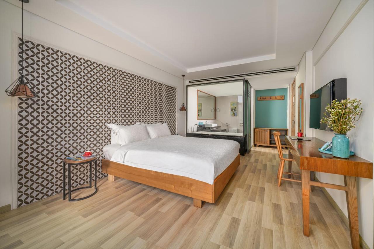 Brilliant Majestic Hotel Da Nang Bagian luar foto