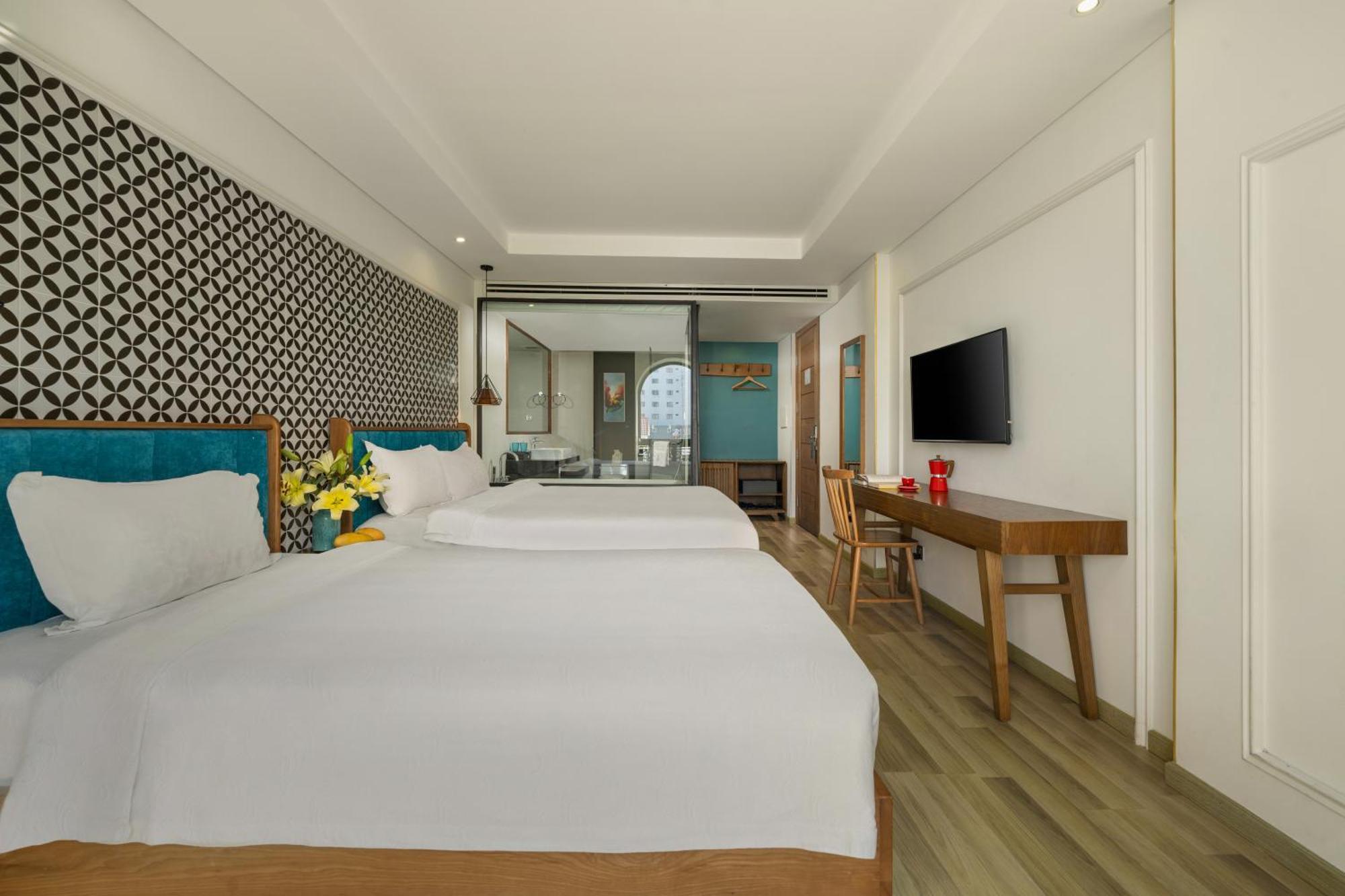 Brilliant Majestic Hotel Da Nang Bagian luar foto