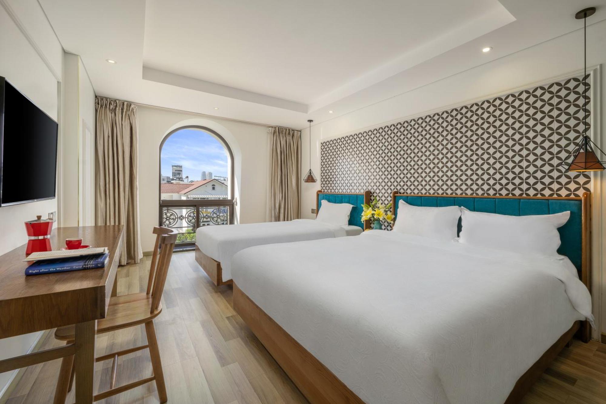 Brilliant Majestic Hotel Da Nang Bagian luar foto