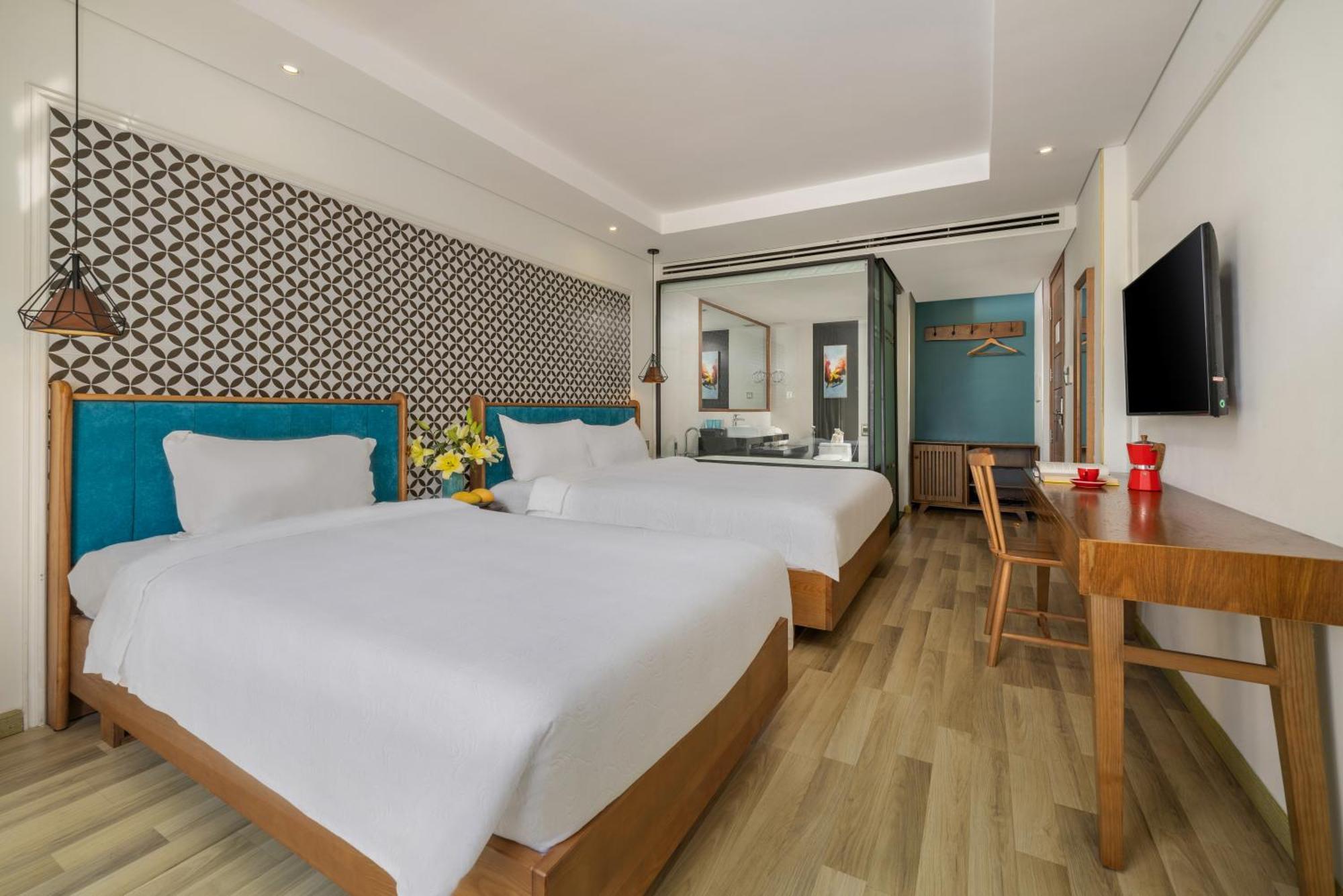 Brilliant Majestic Hotel Da Nang Bagian luar foto