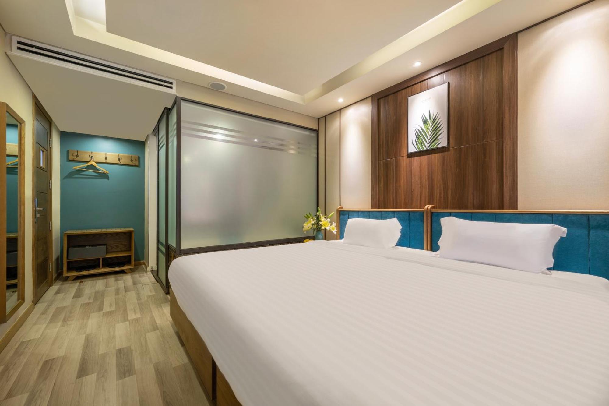 Brilliant Majestic Hotel Da Nang Bagian luar foto