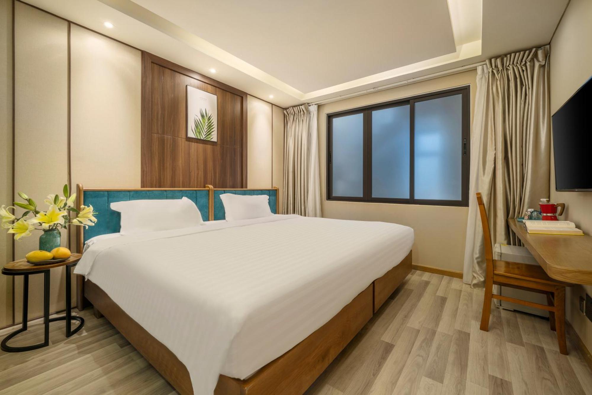 Brilliant Majestic Hotel Da Nang Bagian luar foto
