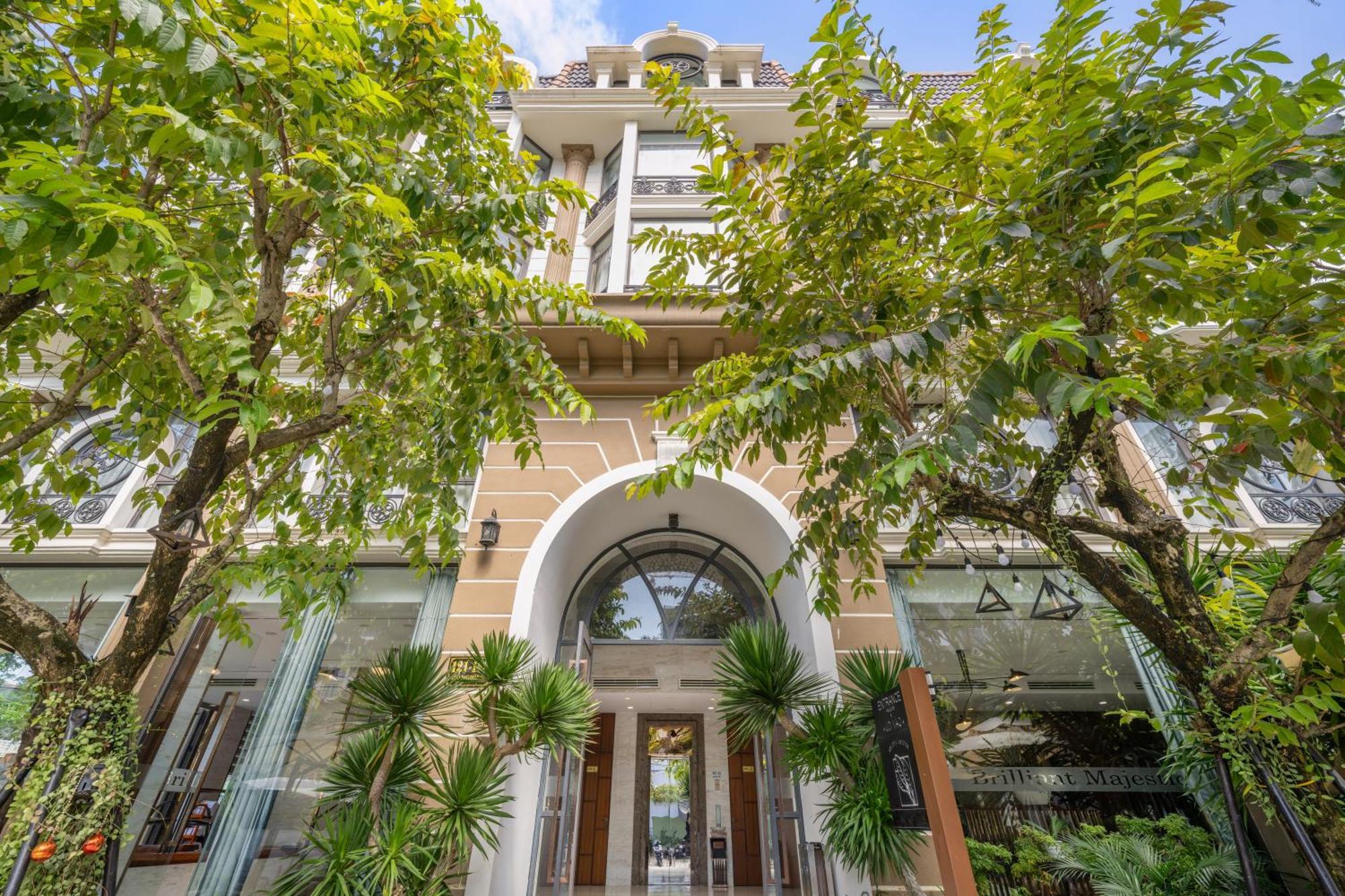 Brilliant Majestic Hotel Da Nang Bagian luar foto