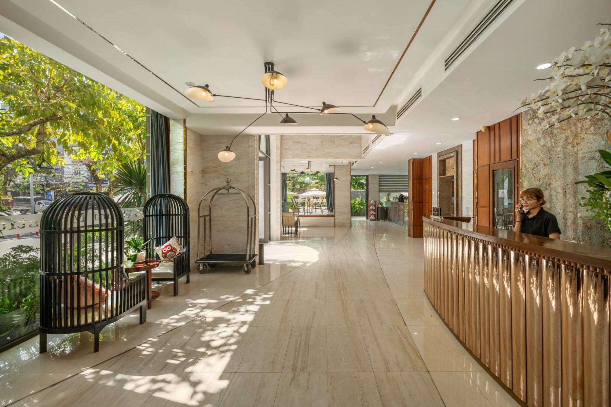 Brilliant Majestic Hotel Da Nang Bagian luar foto