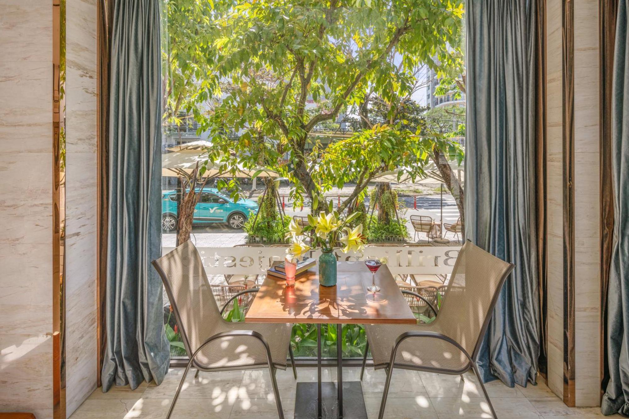 Brilliant Majestic Hotel Da Nang Bagian luar foto